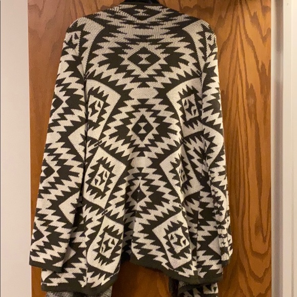 ASOS oversized fringe cardigan - Picture 2 of 4